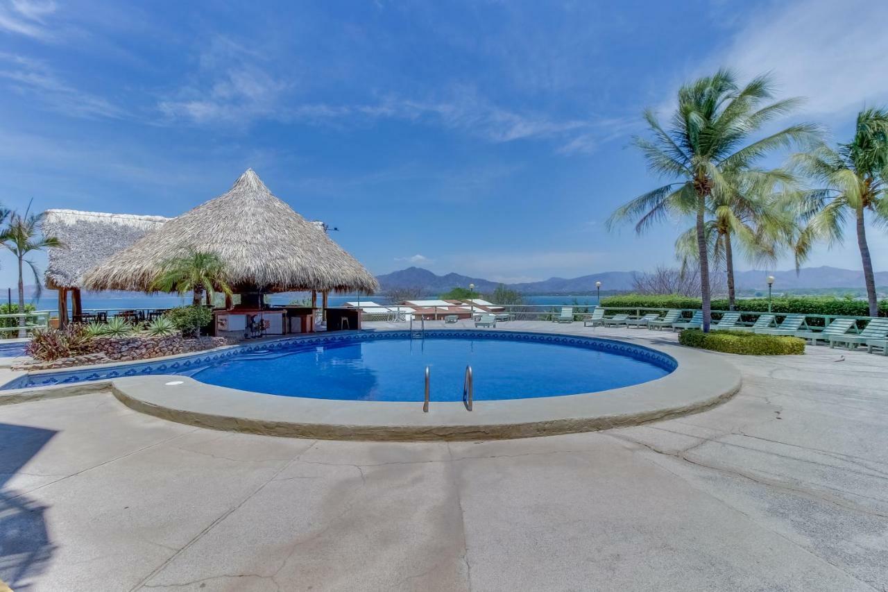 Flamingo Marina Resort Pacific North Coast Екстер'єр фото